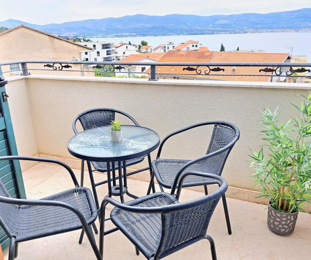 Apartment Carica Слатине Екстериор снимка